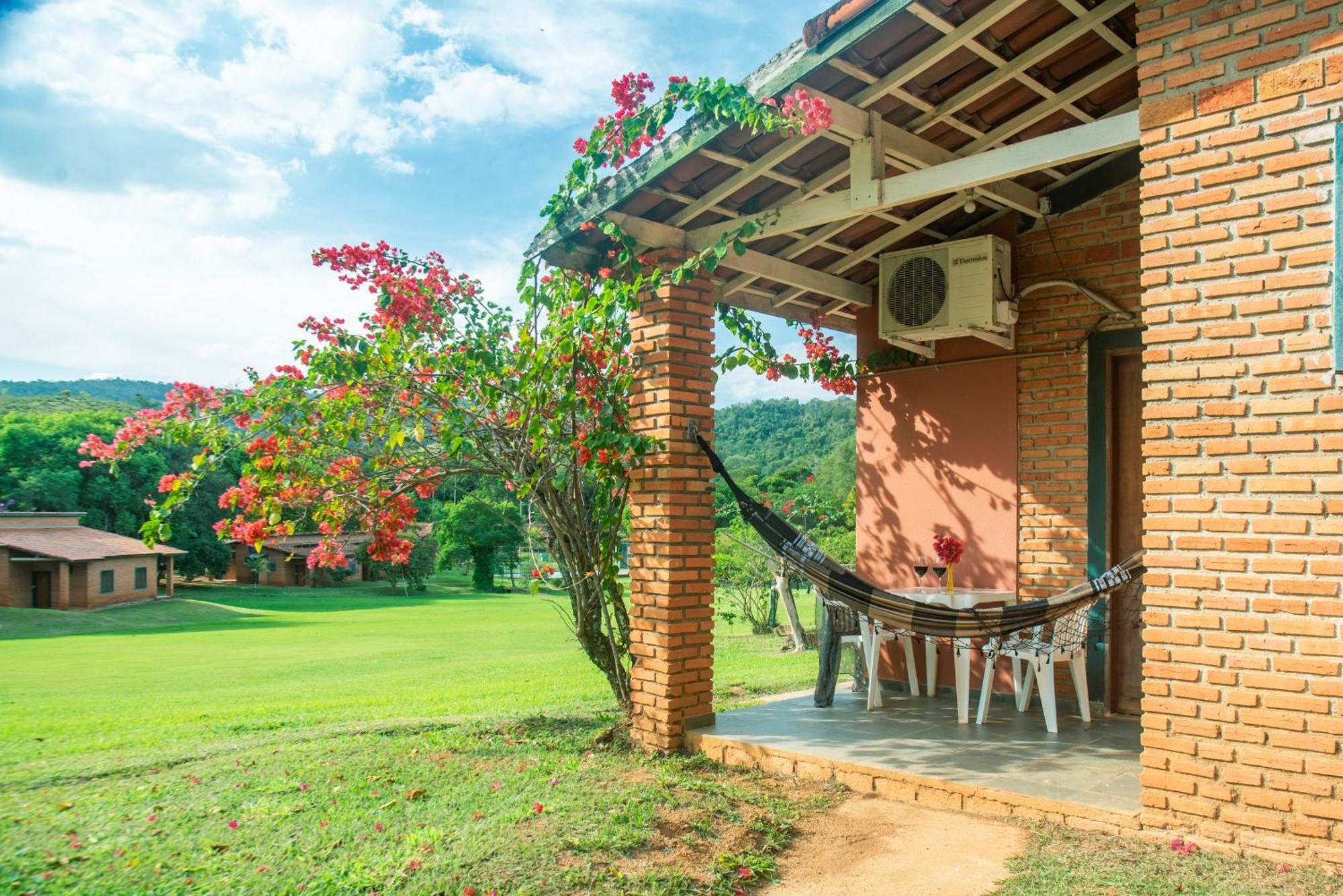 Hotel Fazenda Reviver Araçoiaba da Serra Kültér fotó