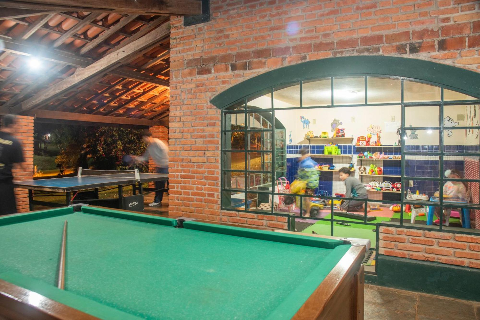 Hotel Fazenda Reviver Araçoiaba da Serra Kültér fotó