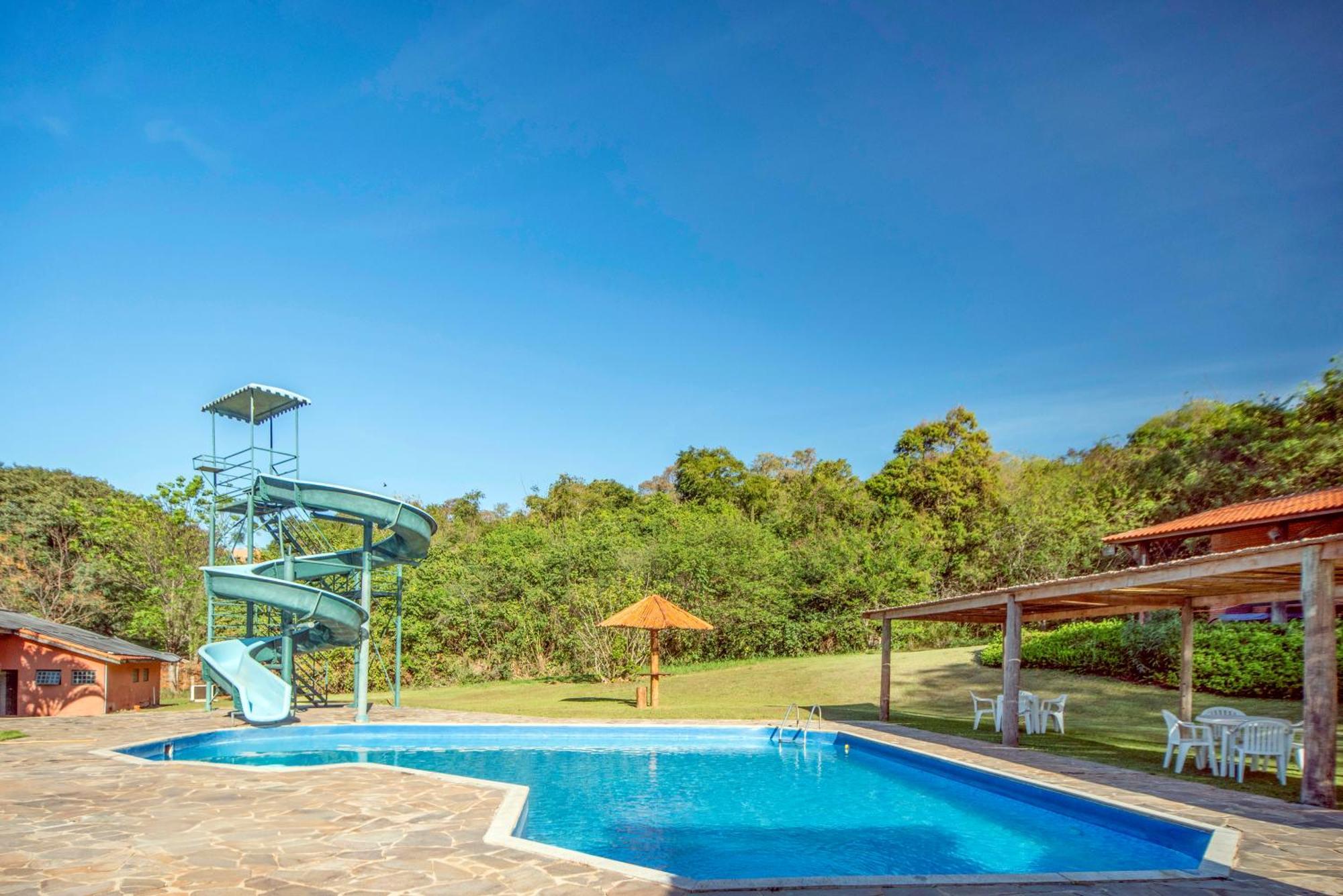 Hotel Fazenda Reviver Araçoiaba da Serra Kültér fotó